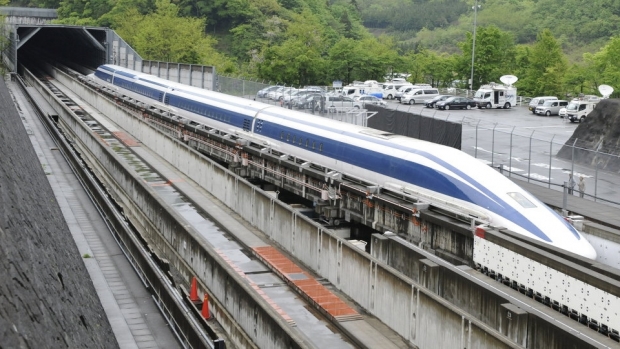 China dezvaluie un tren care circula cu 600km/h