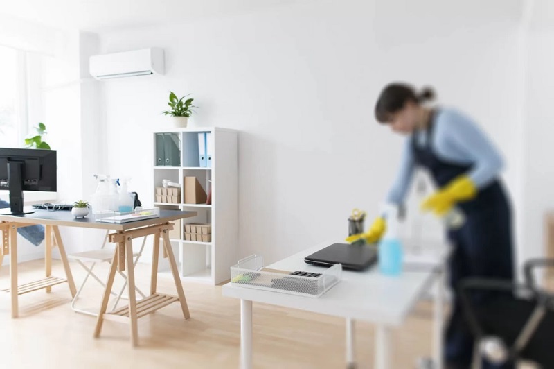 Curățenie pentru birouri – cum să alegi firma ideală pentru curățenia profesională